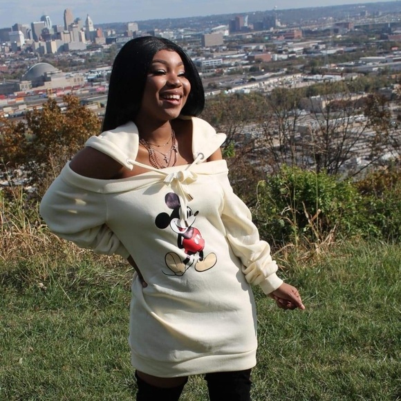 Sexy Hoodie Dress - Picture 2 of 8